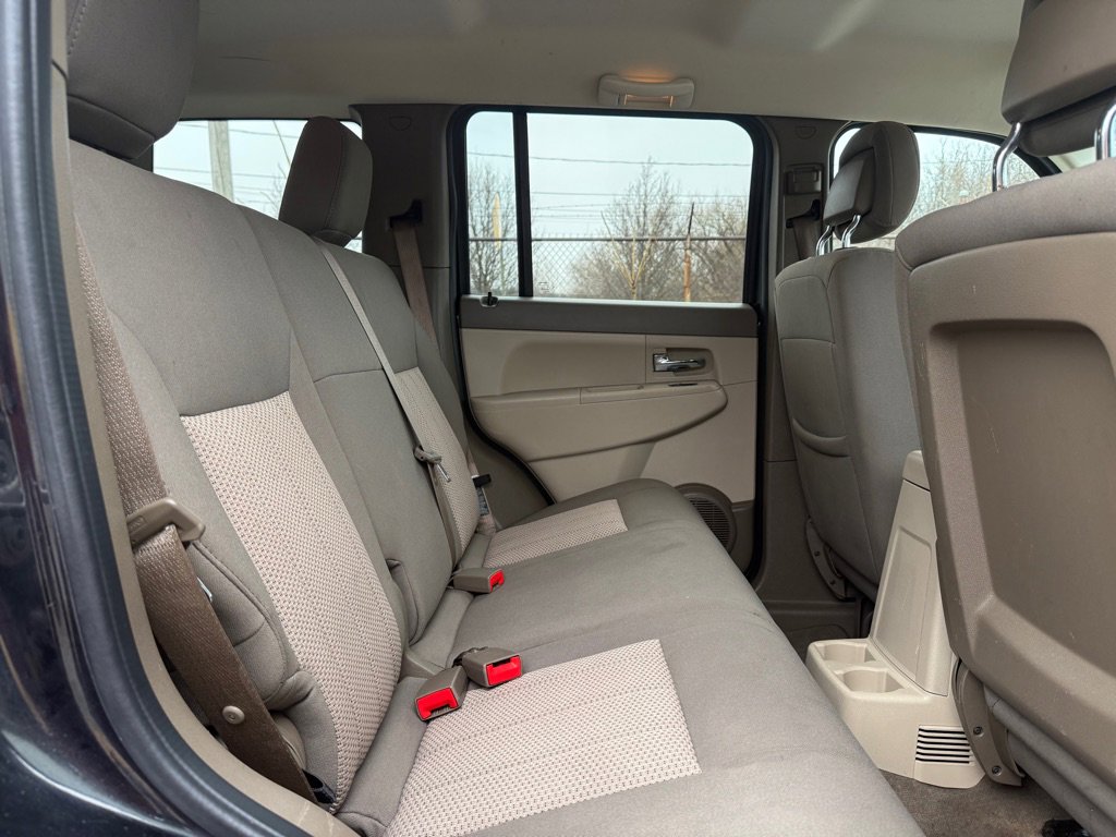 Used 2010 Jeep Liberty Sport w/ Popular Equipment Group image 10