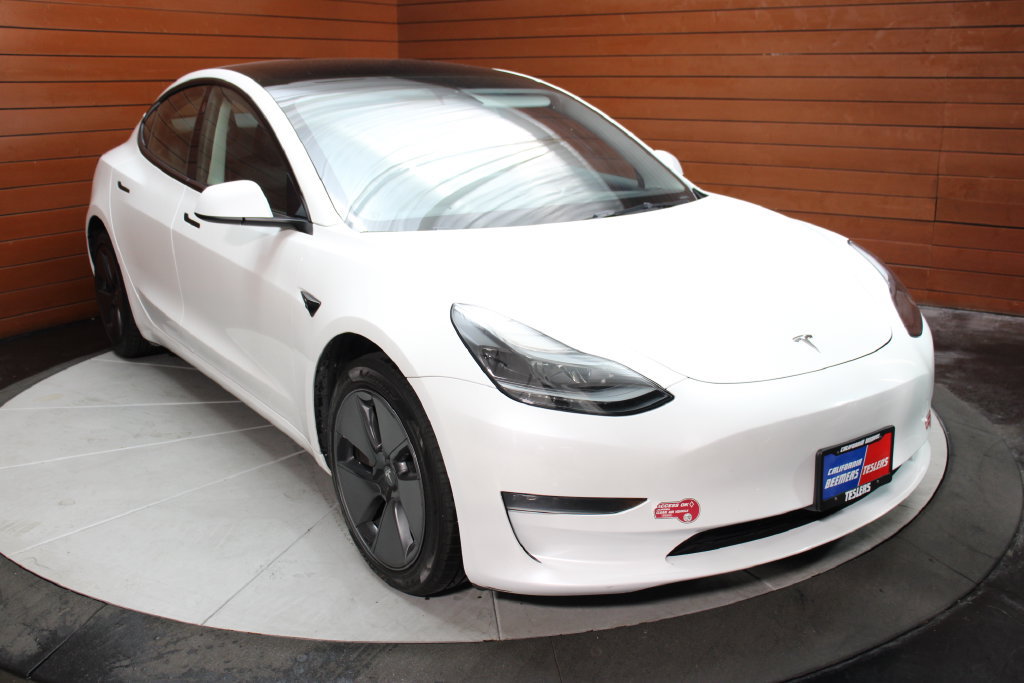 Used 2023 Tesla Model 3 Standard Range RWD image 5