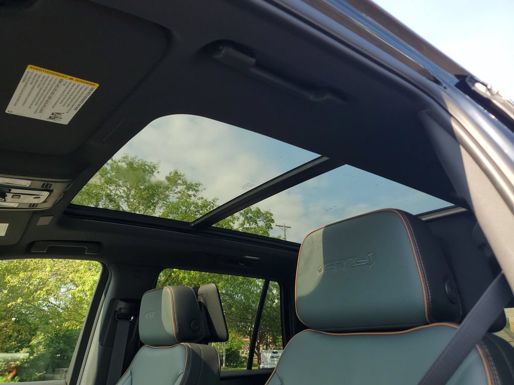 New 2026 GMC Yukon AT4 w/ AT4 Premium Plus Package AWD/4WD image 21
