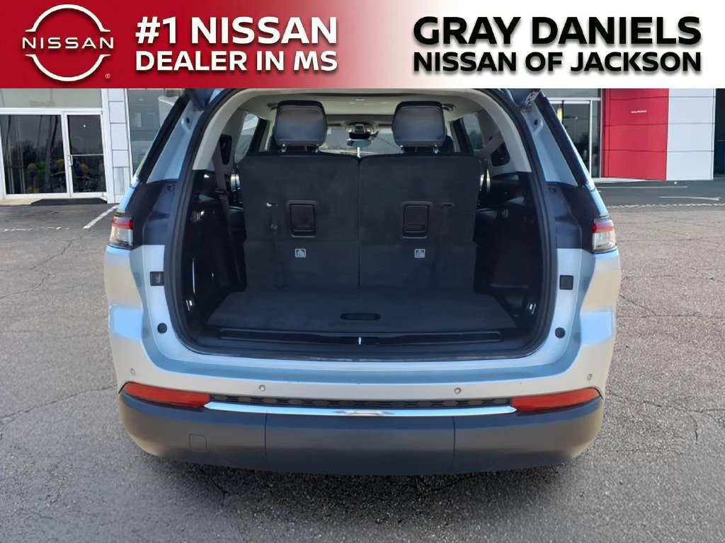 Used 2021 Jeep Grand Cherokee L Limited AWD/4WD image 8