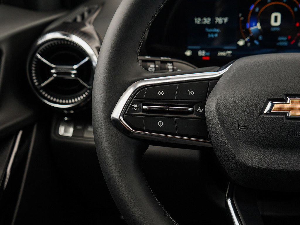 New 2026 Chevrolet Equinox LT w/ Convenience Package II image 21