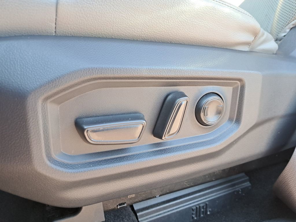 Used 2024 Toyota Tundra Limited image 15