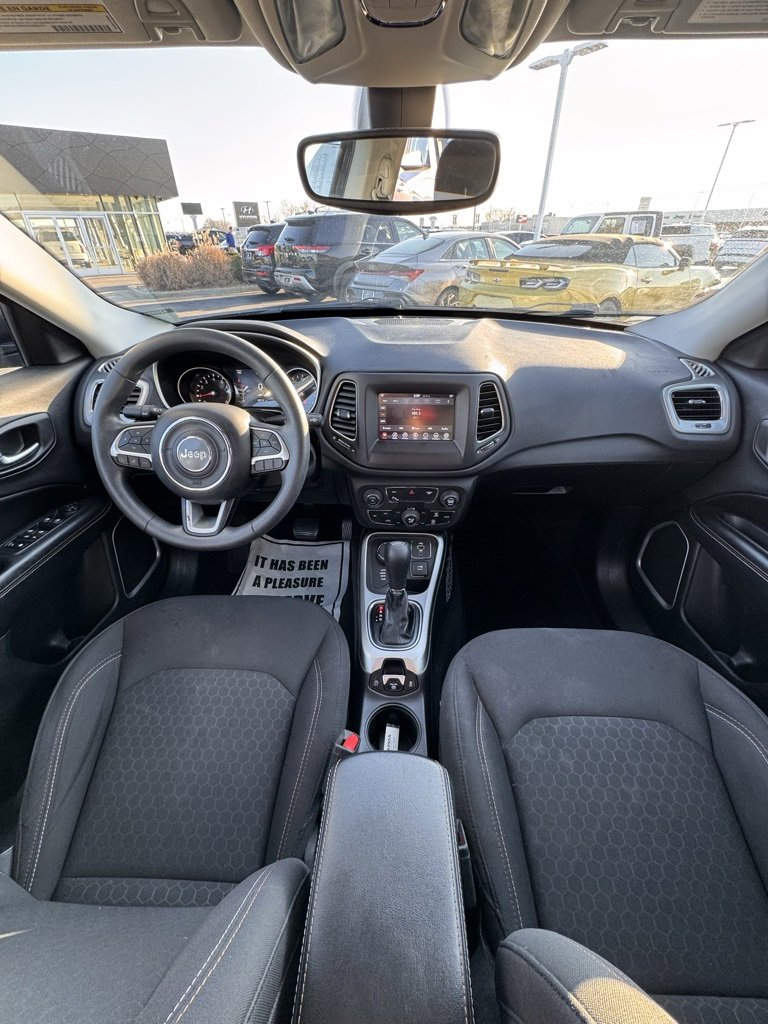 Used 2018 Jeep Compass Sport w/ Tech Group image 18