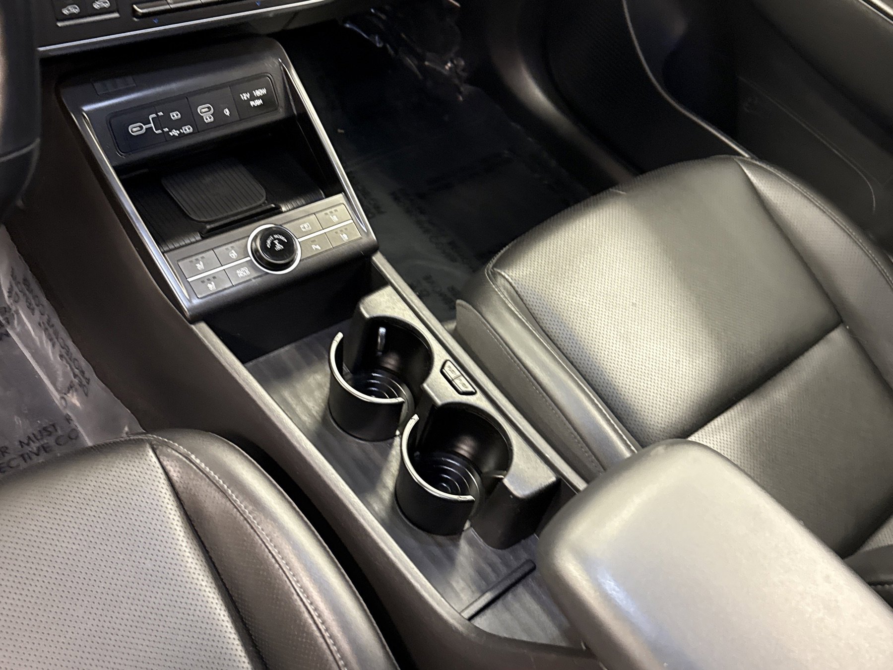 Used 2024 Hyundai Kona Limited image 9