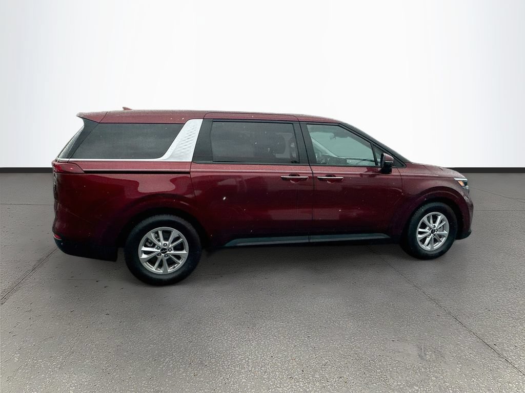 Certified 2024 Kia Carnival LX FWD image 8