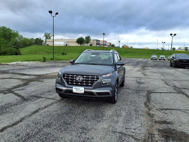 Used 2025 Hyundai Venue SEL FWD image 50