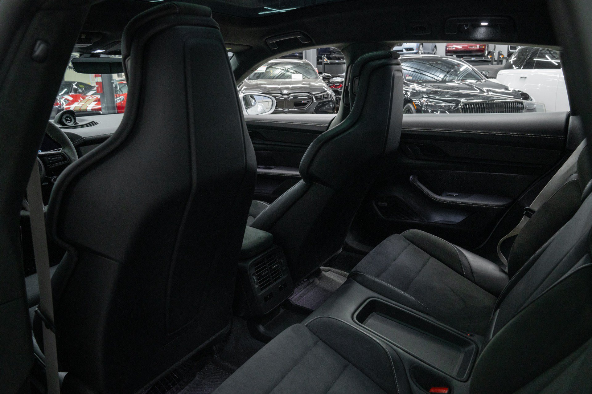 Used 2022 Porsche Taycan GTS AWD/4WD image 41