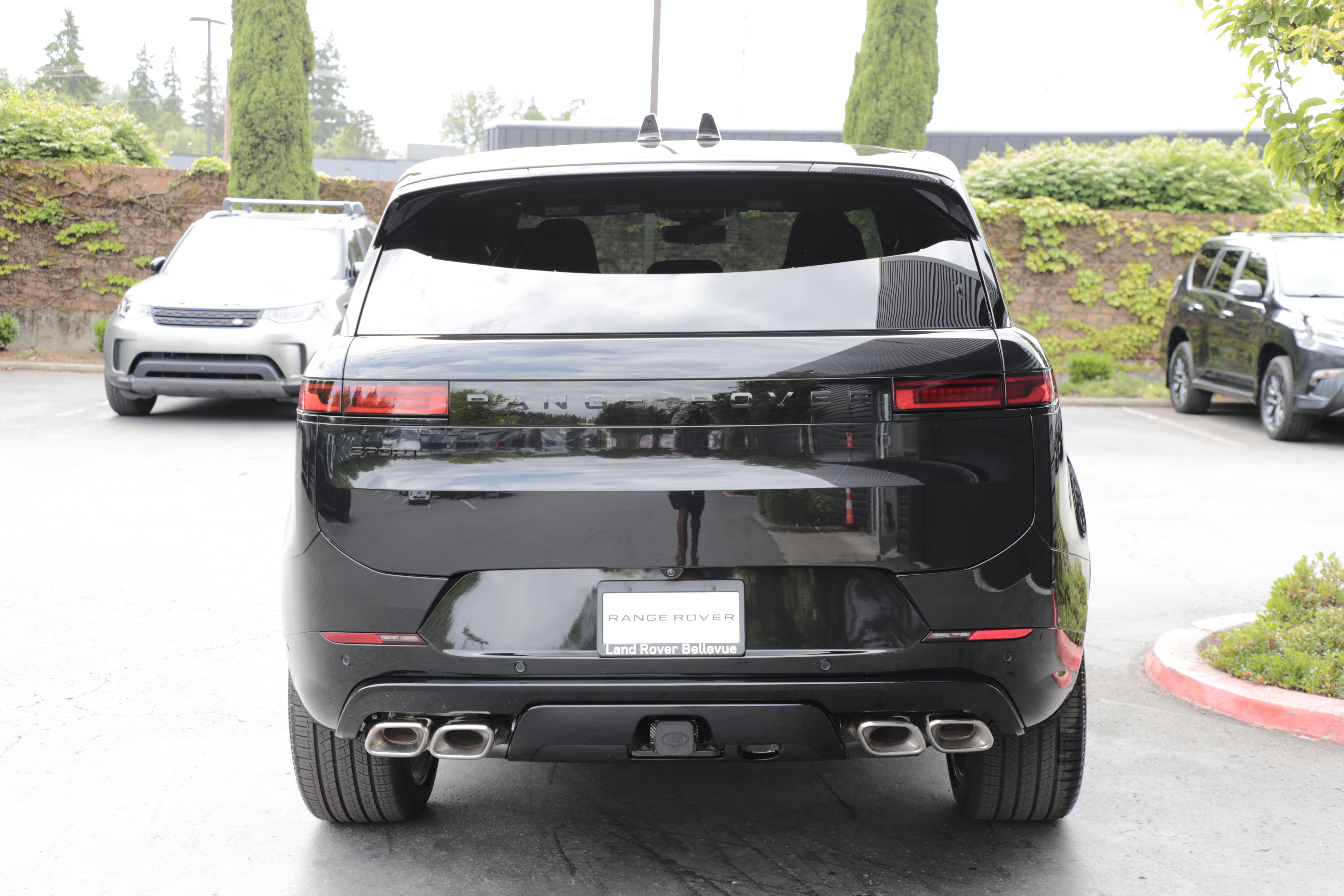 New 2026 Land Rover Range Rover Sport Autobiography AWD/4WD image 5