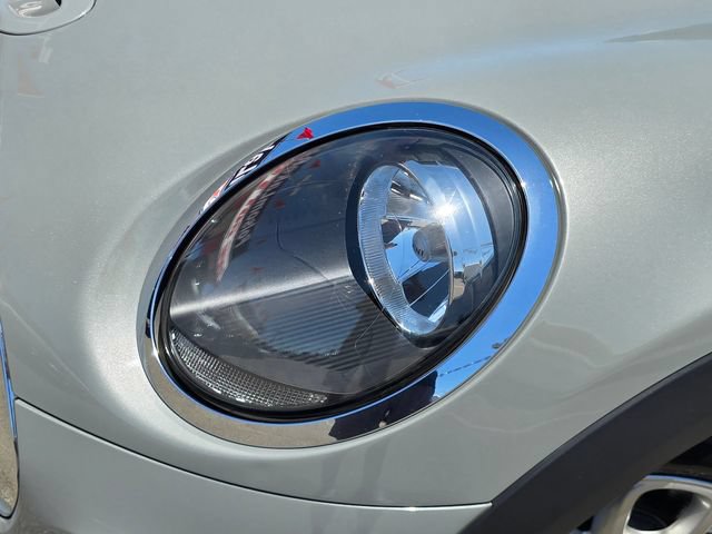 Used 2019 MINI Cooper S w/ Signature Upholstery Package FWD image 24