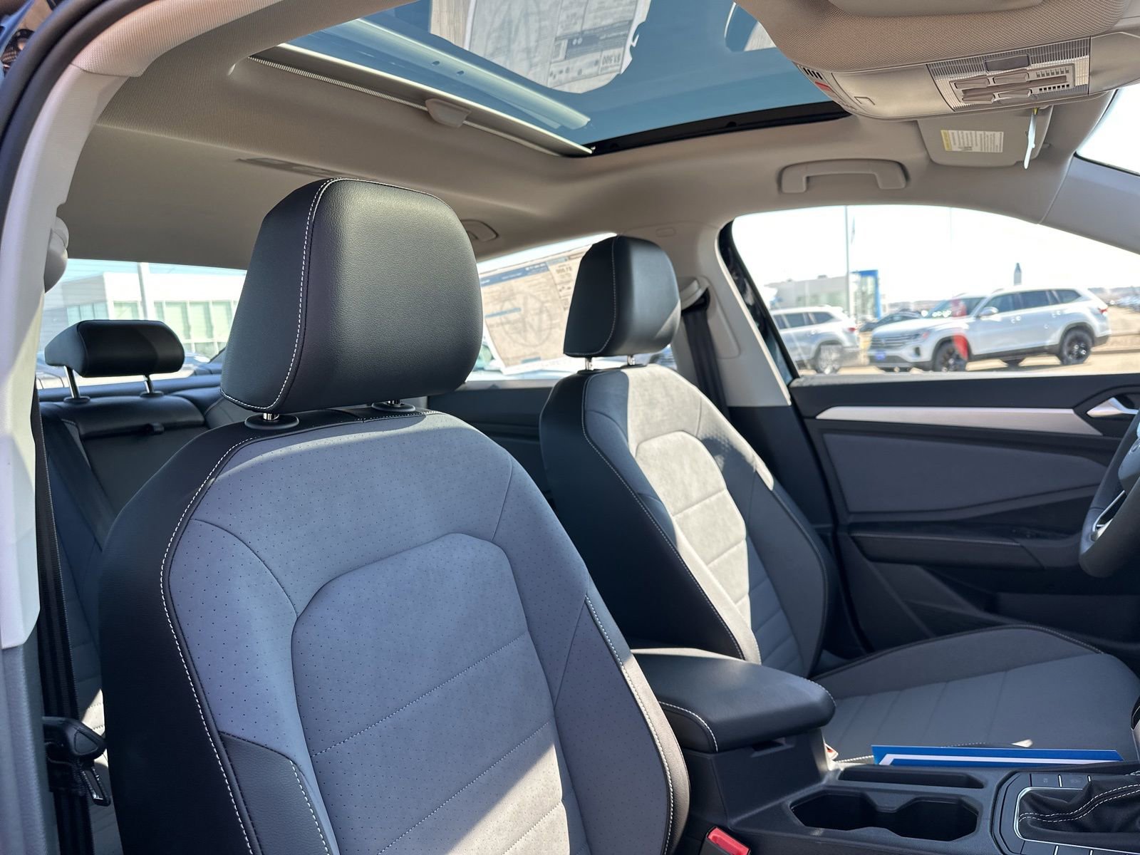 New 2026 Volkswagen Jetta SE image 32