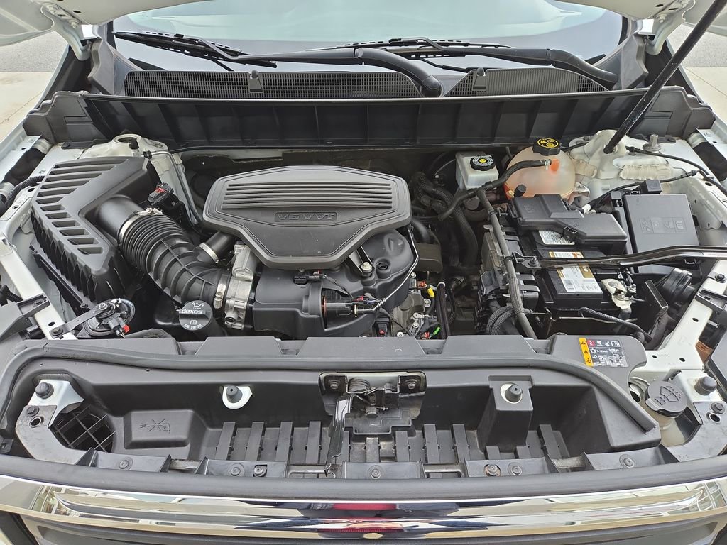 Used 2019 GMC Acadia SLE image 28