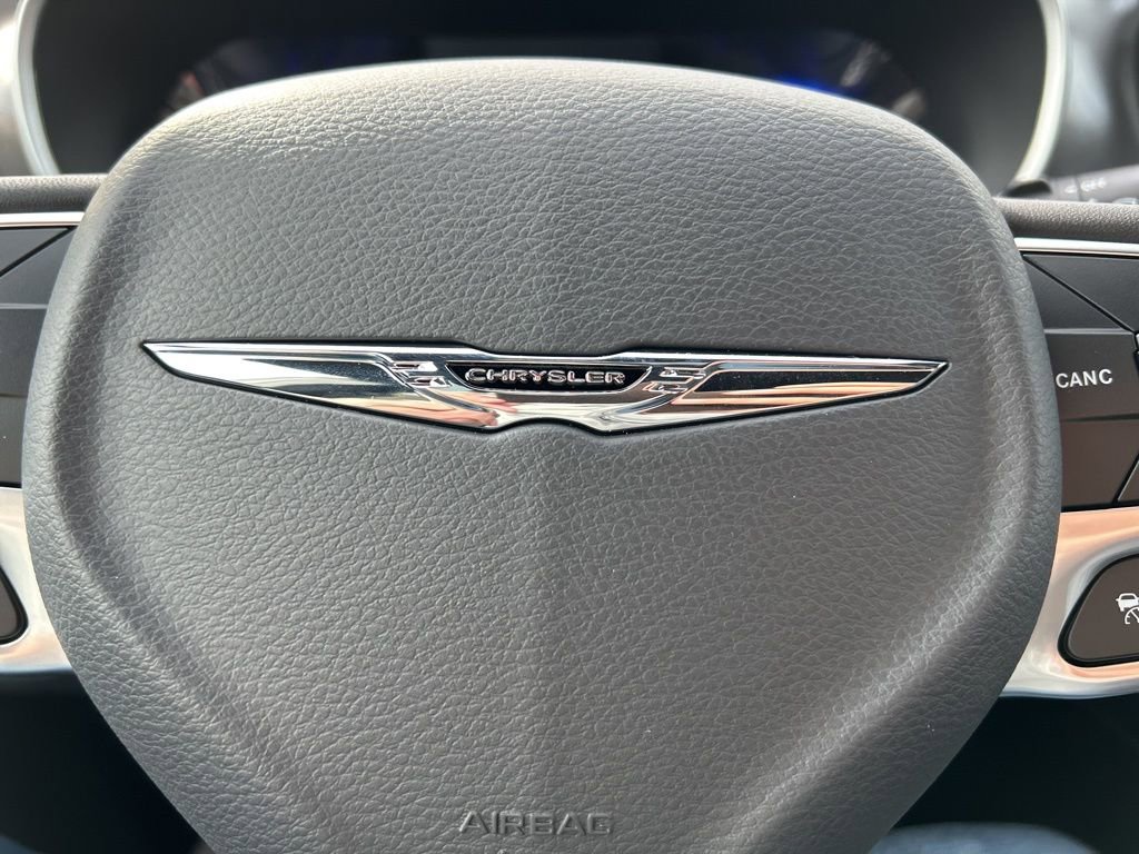 New 2026 Chrysler Voyager LX image 20