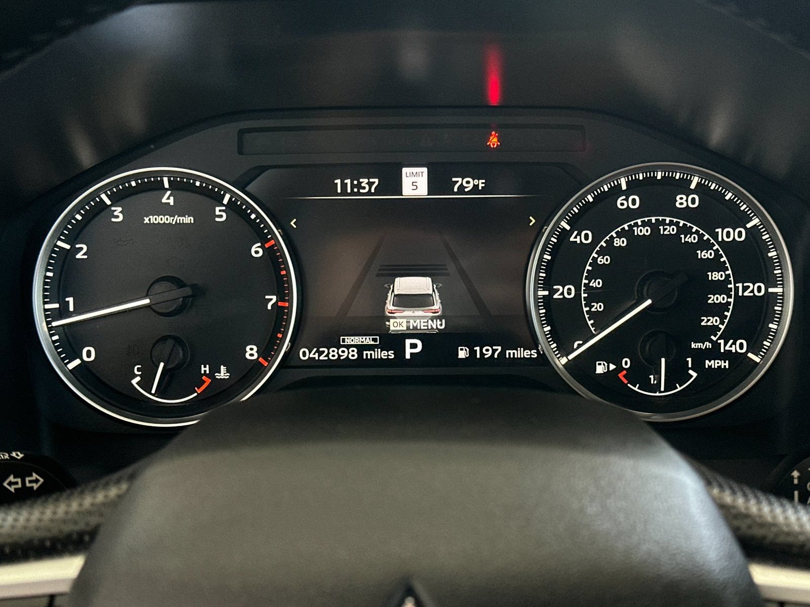 Used 2025 Mitsubishi Outlander SE FWD image 24