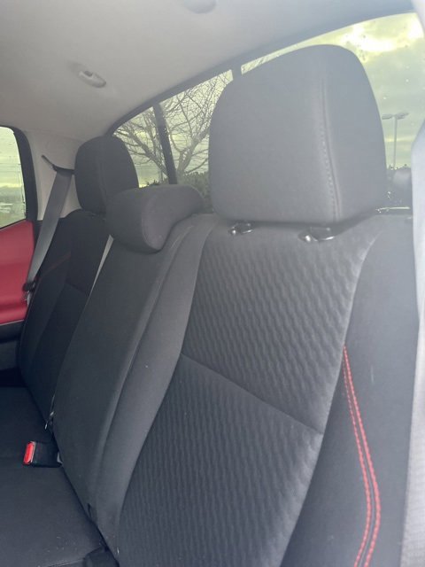 Used 2020 Toyota Tacoma SR image 11