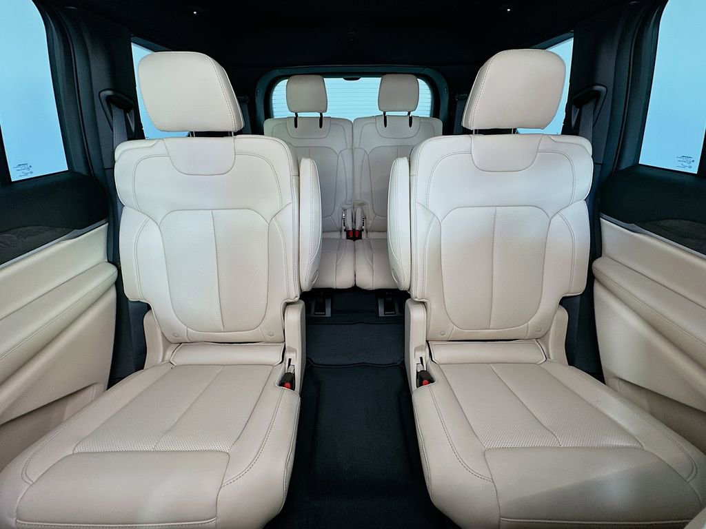 New 2026 Jeep Grand Cherokee L Limited AWD/4WD image 10