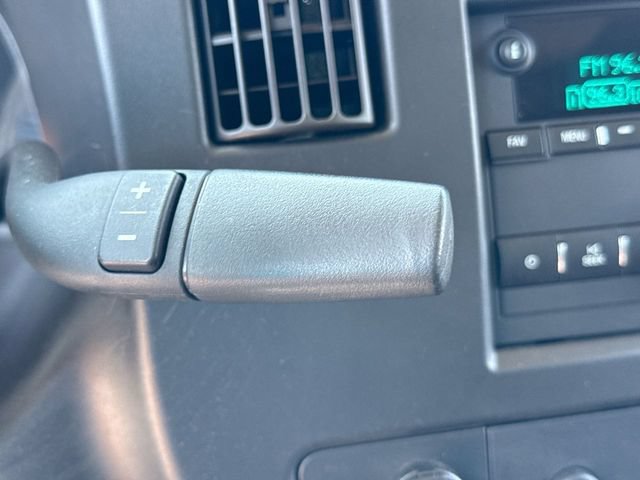 Used 2022 Chevrolet Express 2500 LT RWD image 19