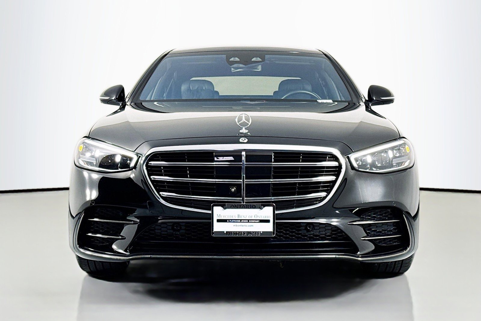 Certified 2023 Mercedes-Benz S 500 4MATIC image 2
