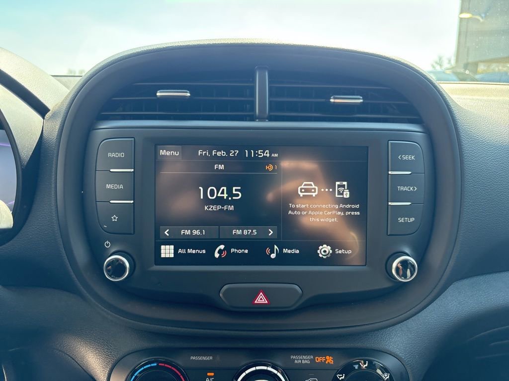 Used 2025 Kia Soul S image 19