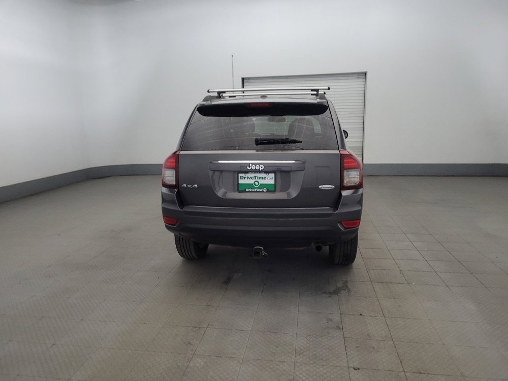 Used 2016 Jeep Compass Latitude AWD/4WD image 7