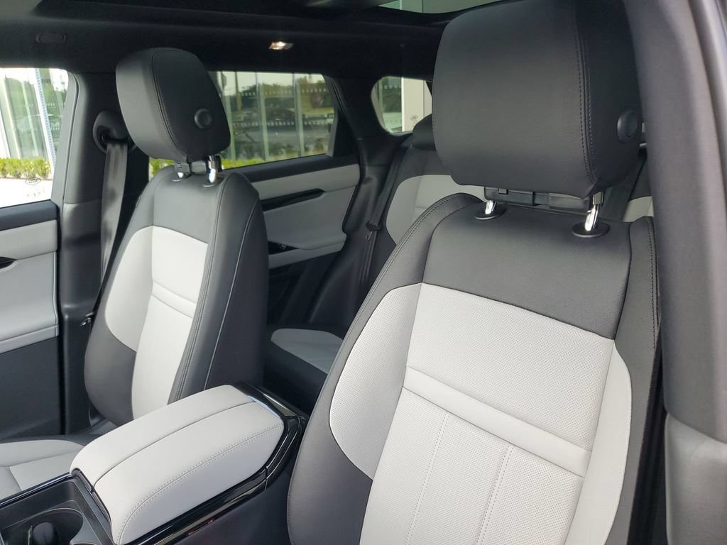 New 2026 Land Rover Range Rover Evoque Dynamic SE AWD/4WD image 26