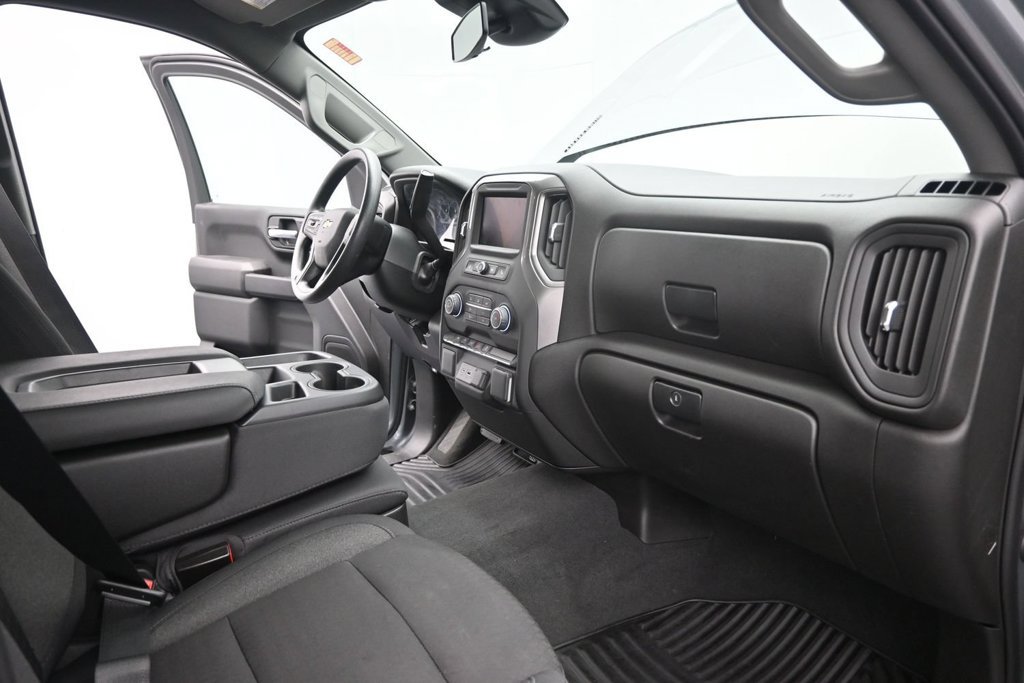 Used 2026 Chevrolet Silverado 1500 Custom w/ LPO, Dark Essentials Package AWD/4WD image 23