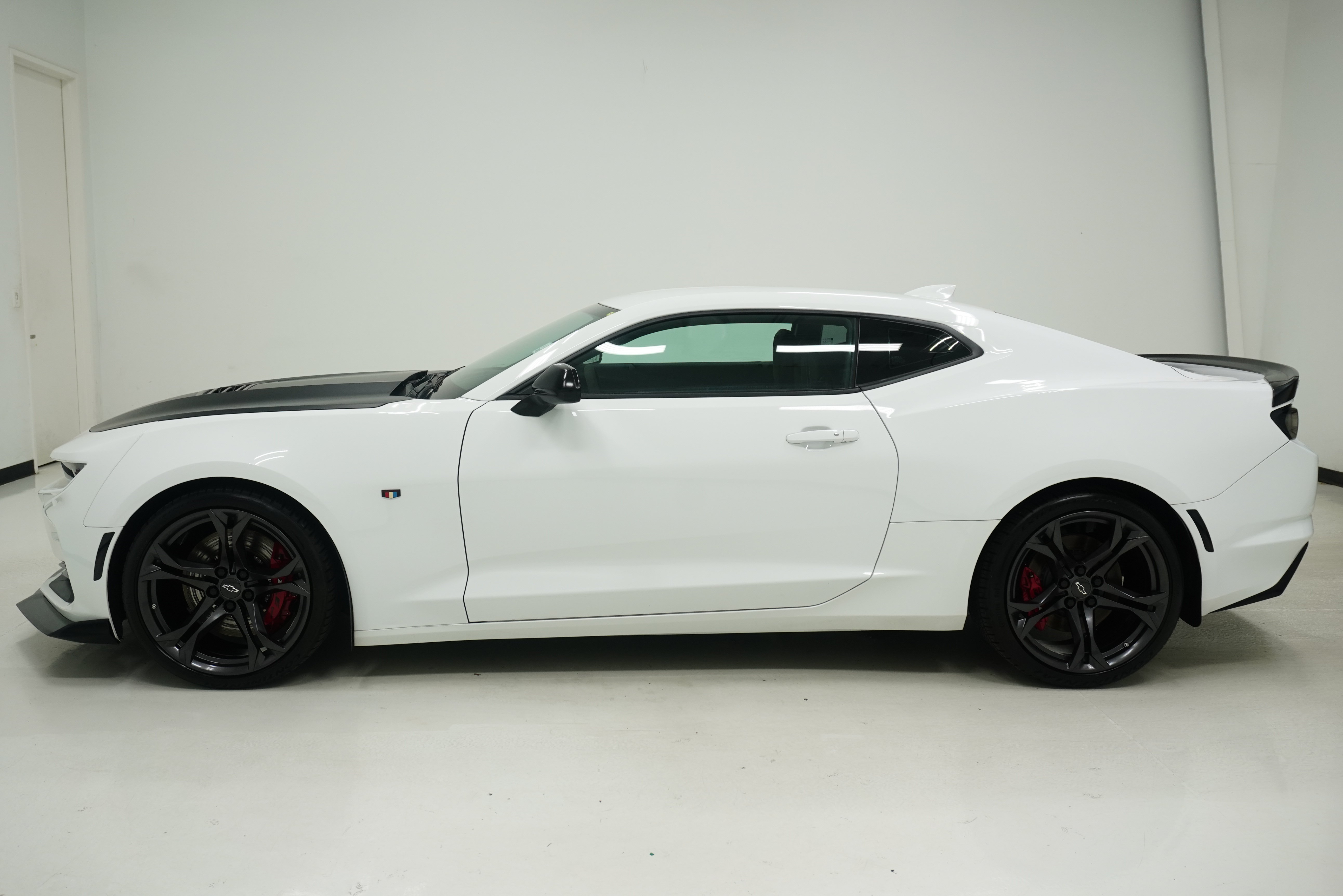 Used 2022 Chevrolet Camaro SS RWD image 7