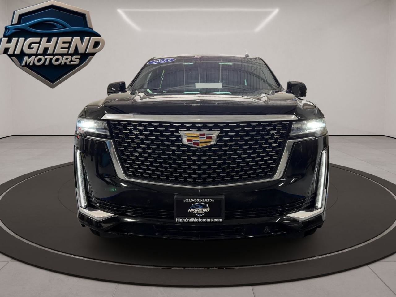 Used 2023 Cadillac Escalade Premium Luxury w/ Touring Package AWD/4WD image 9