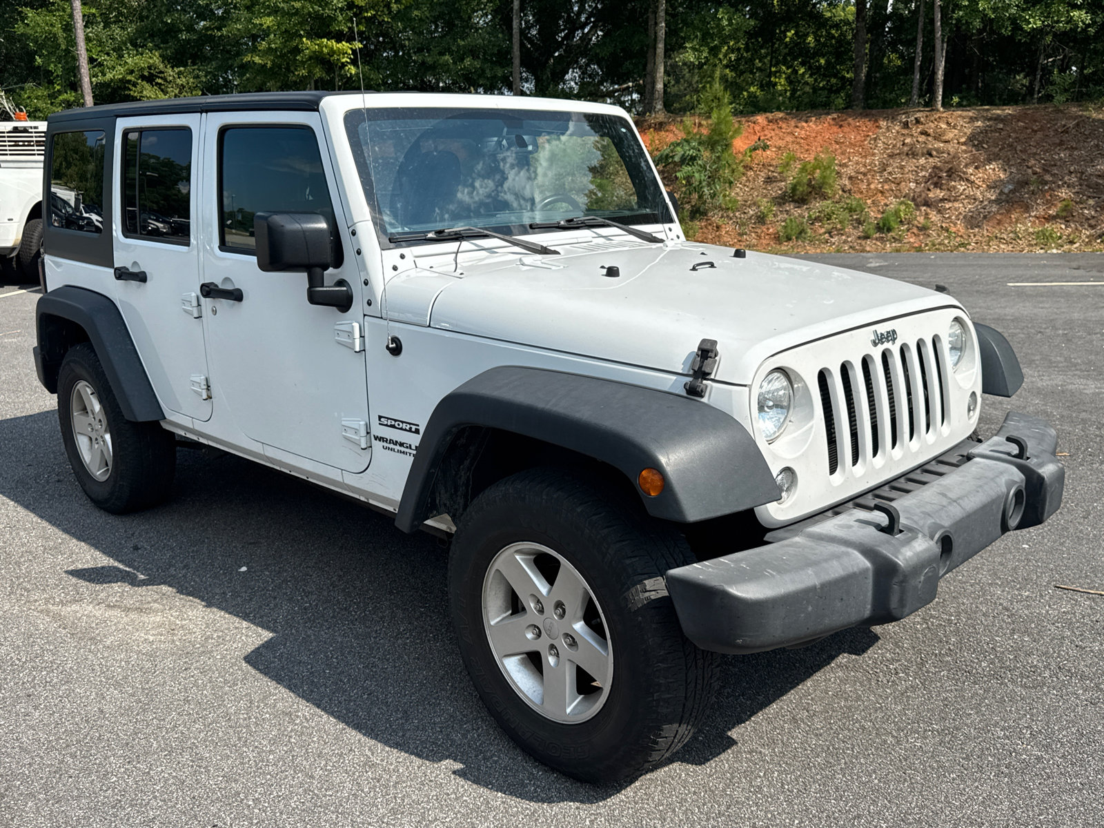 Used 2017 Jeep Wrangler Unlimited Sport w/ Quick Order Package 24S AWD/4WD image 3