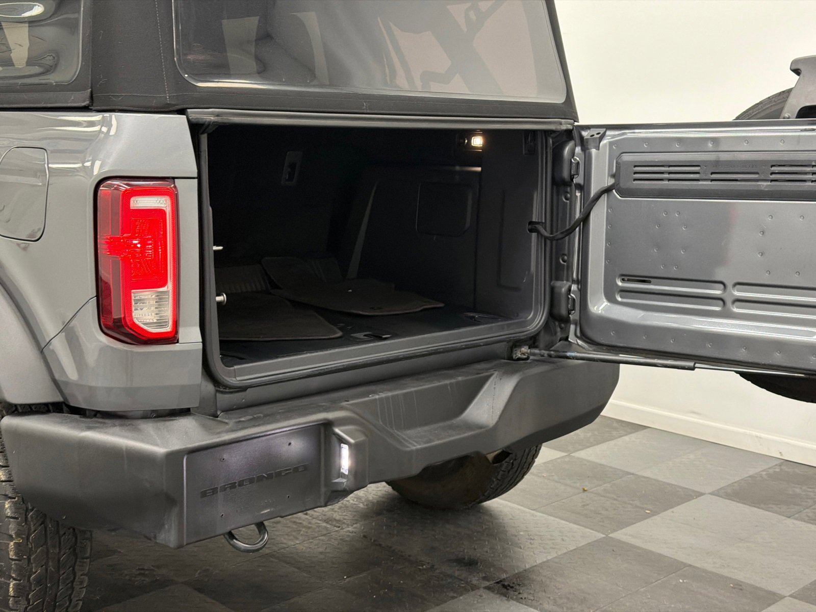 Used 2023 Ford Bronco Big Bend image 8