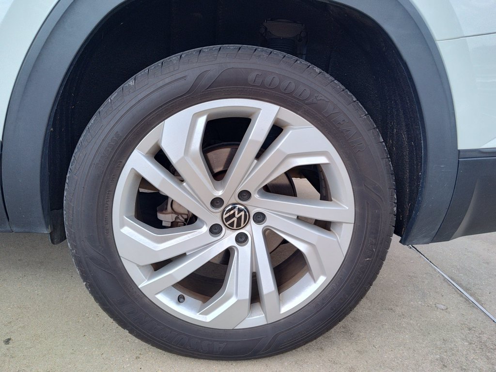 Used 2021 Volkswagen Atlas SE FWD image 16