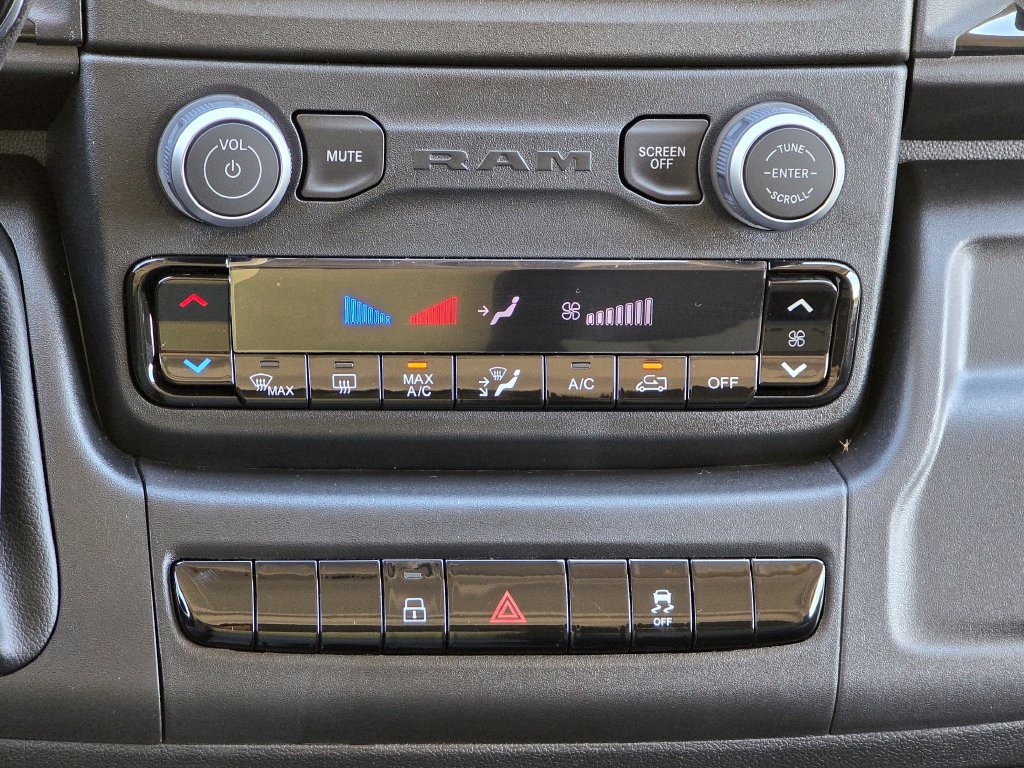 New 2026 RAM ProMaster 2500 w/ Convenience Group FWD image 27