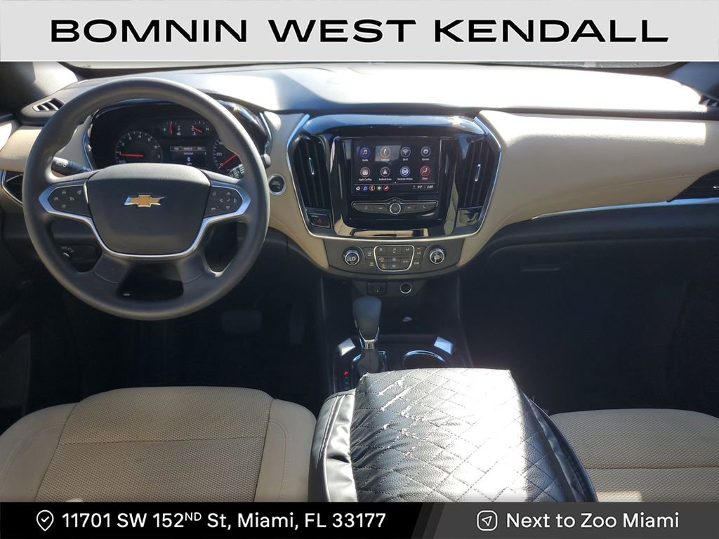 Used 2023 Chevrolet Traverse LS image 13