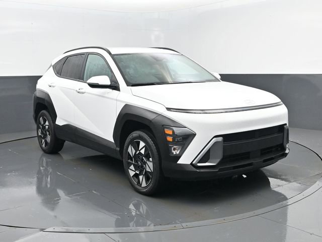 Used 2025 Hyundai Kona SEL image 3