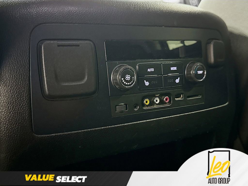Used 2015 GMC Yukon SLT w/ Open Road Package AWD/4WD image 28