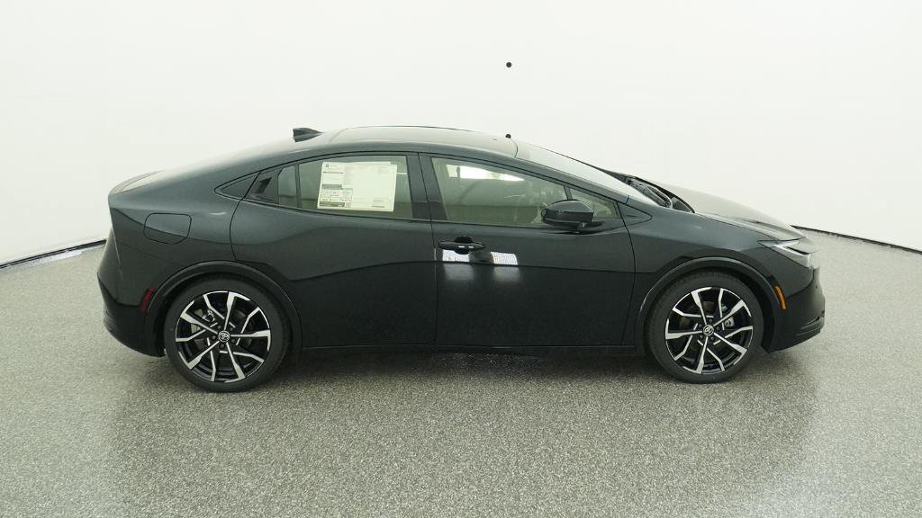 New 2026 Toyota Prius Plug-In Hybrid FWD image 88