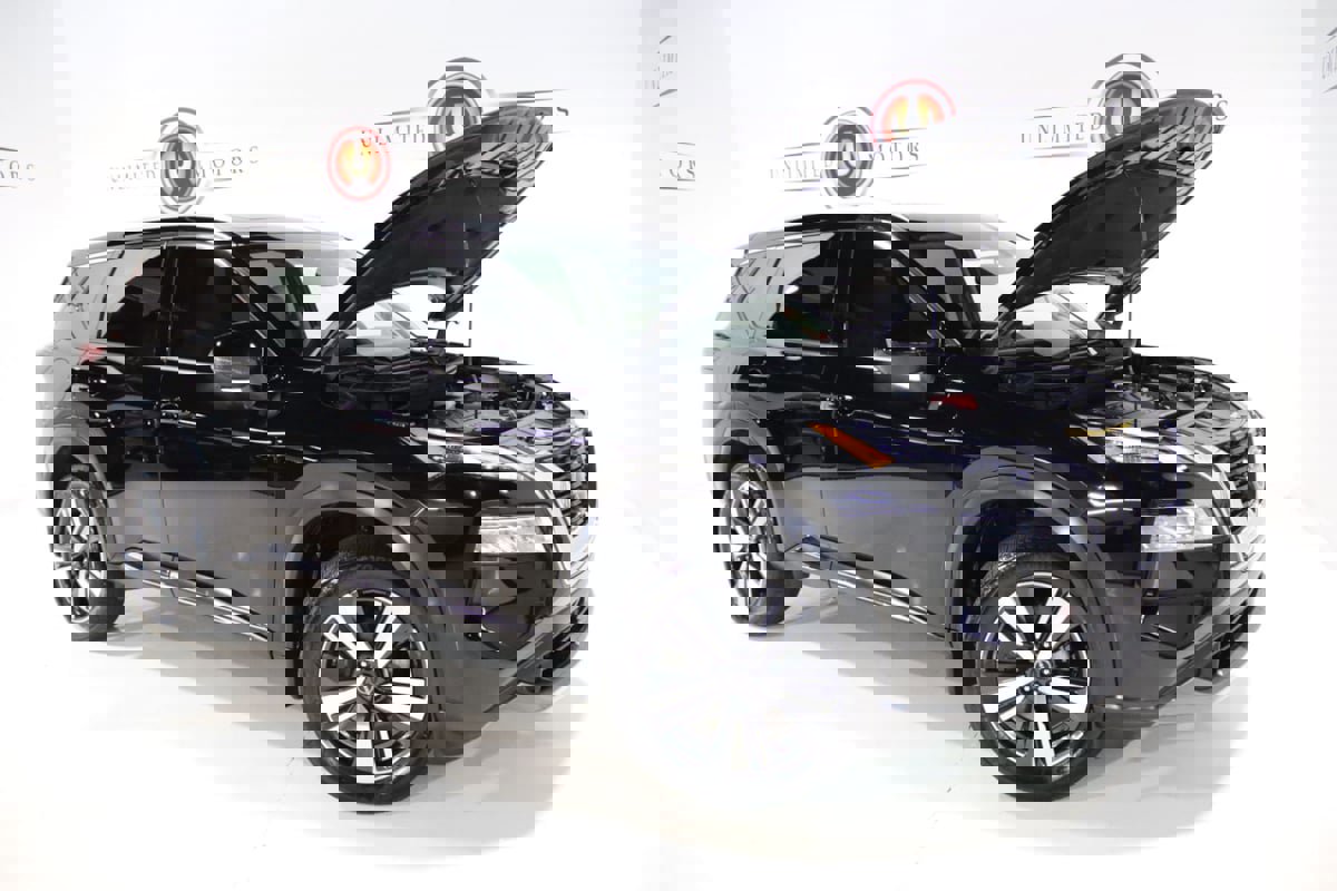 Used 2023 Nissan Rogue SL image 25