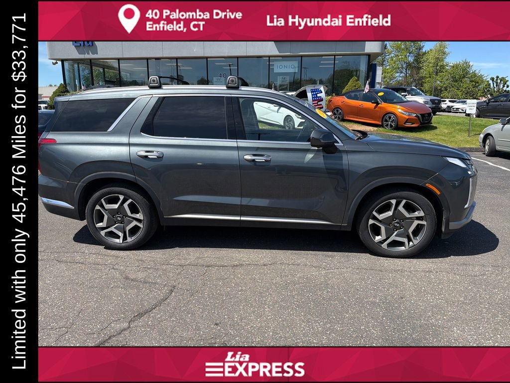 Used 2023 Hyundai Palisade Limited AWD/4WD image 2