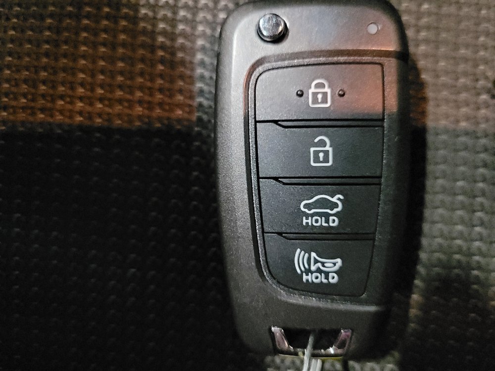 Used 2020 Hyundai Accent SE FWD image 32
