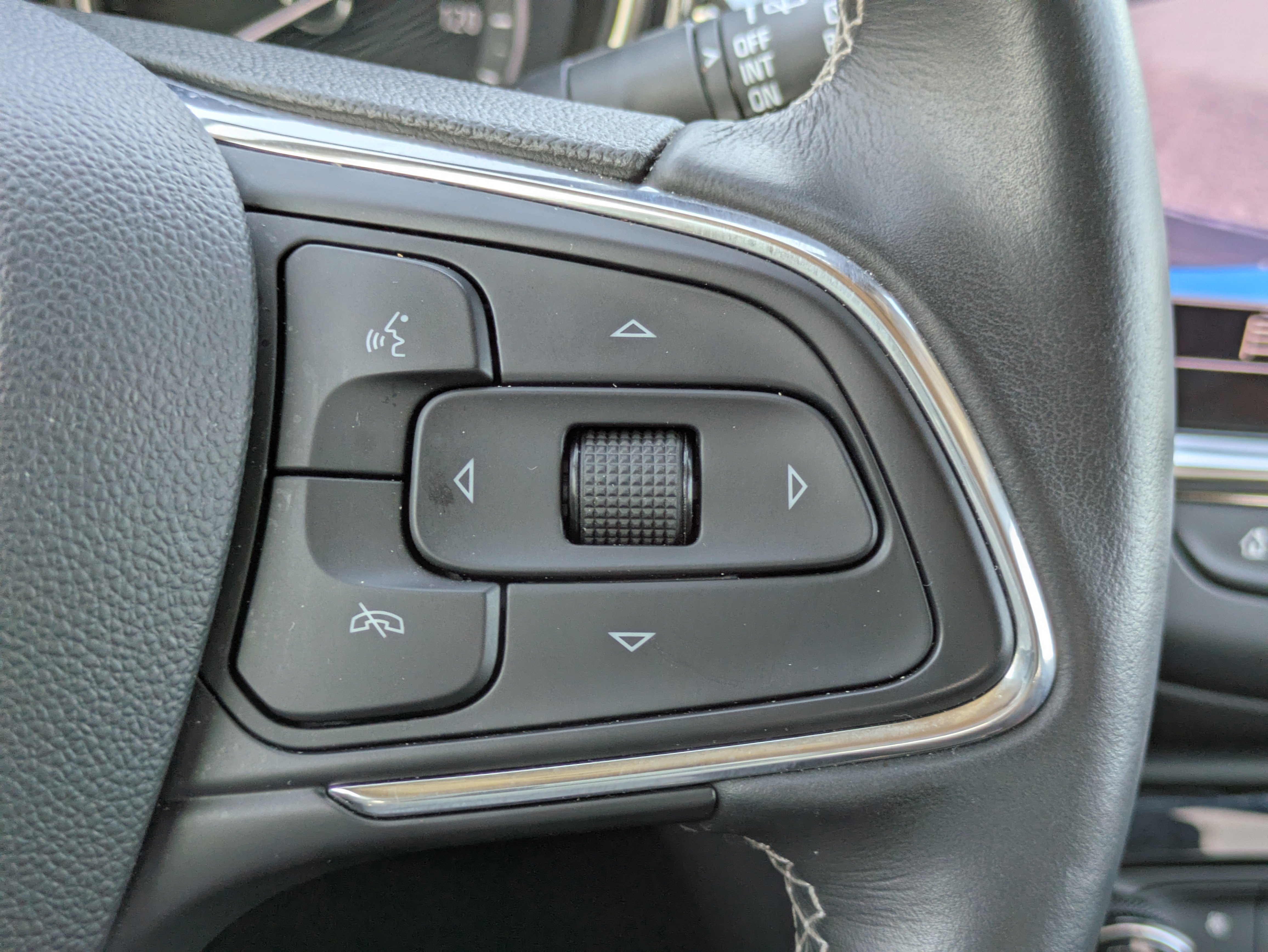 Used 2023 Buick Encore GX Essence w/ Experience Buick Package image 20