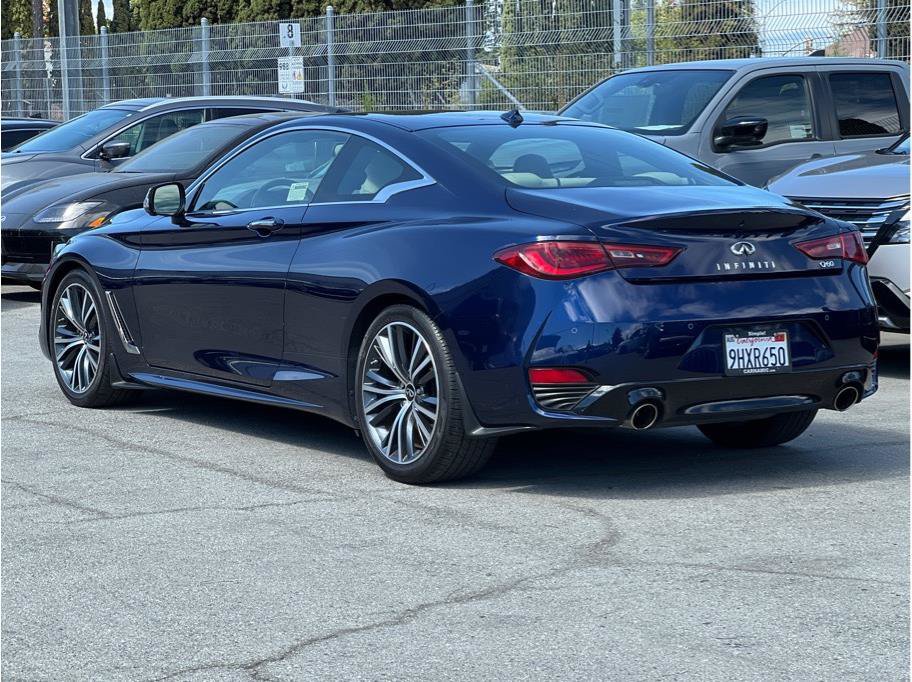 Used 2022 INFINITI Q60 3.0t Luxe w/ Essential Package RWD image 6