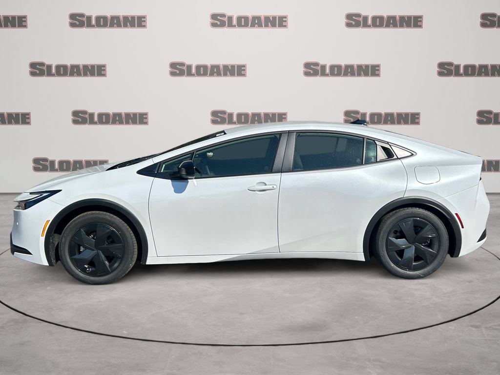 New 2026 Toyota Prius LE FWD image 2