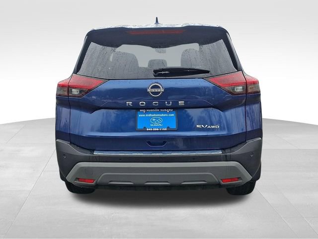 Used 2023 Nissan Rogue SV image 5