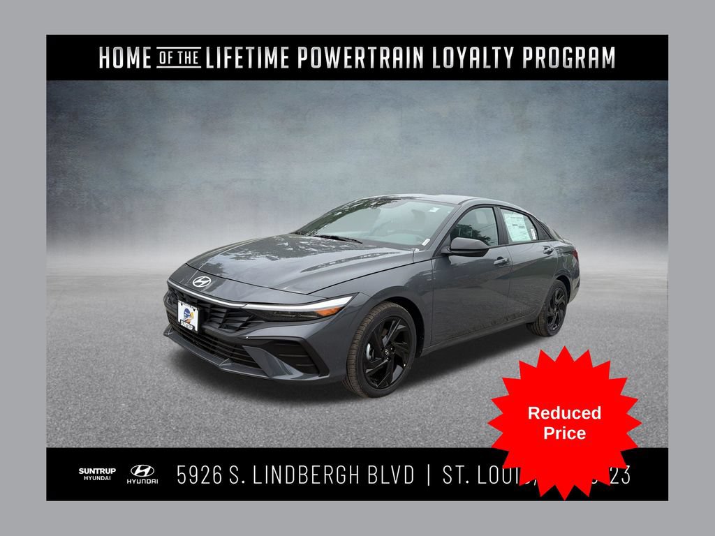 Used 2026 Hyundai Elantra Sport FWD image 1
