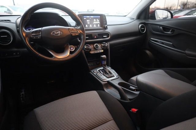 Used 2021 Hyundai Kona SEL Plus w/ Cargo Package image 32