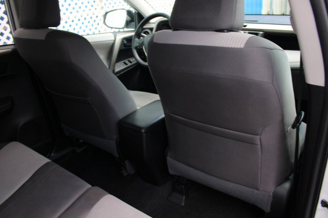 Used 2013 Toyota RAV4 LE FWD image 12