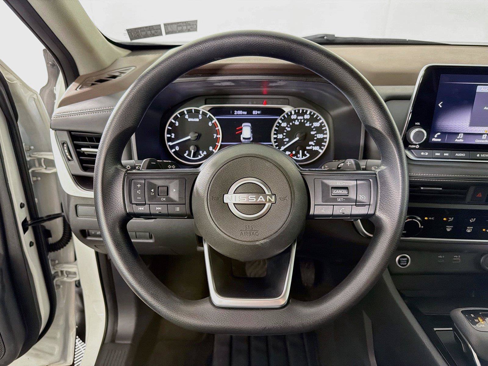 Used 2023 Nissan Rogue S AWD/4WD image 3