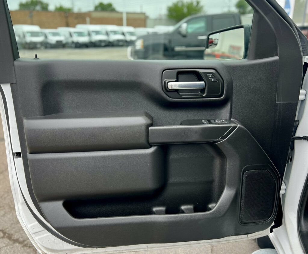 Used 2025 Chevrolet Silverado 1500 W/T RWD image 10