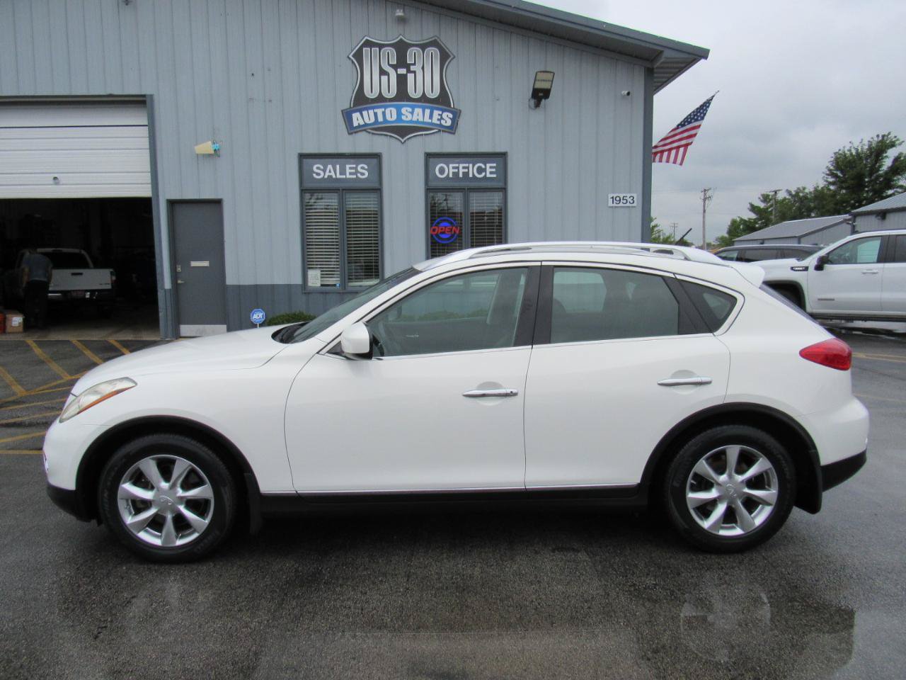 Used 2008 INFINITI EX35 Journey w/ Premium Pkg RWD image 3
