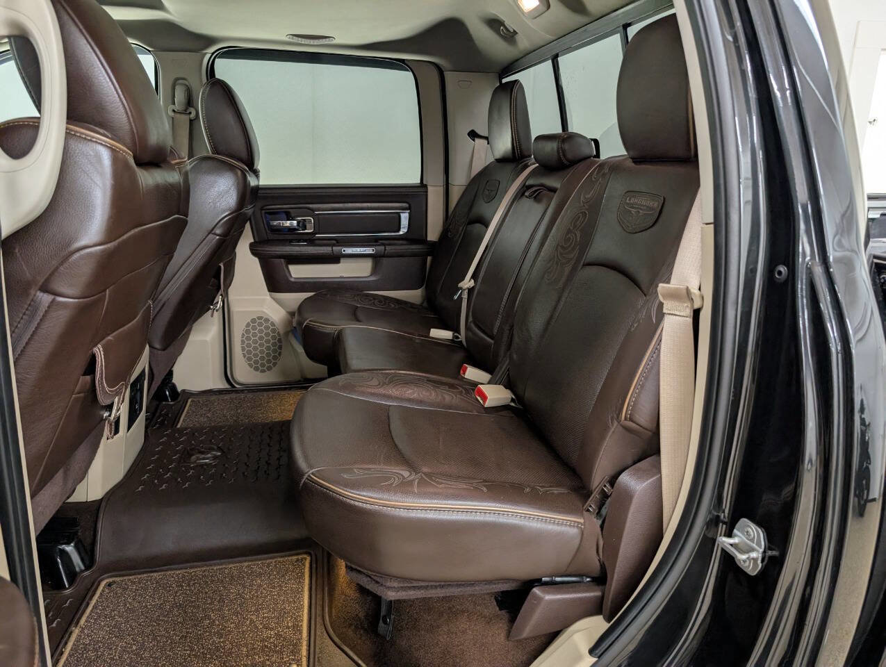 Used 2015 RAM 1500 Laramie Longhorn image 15