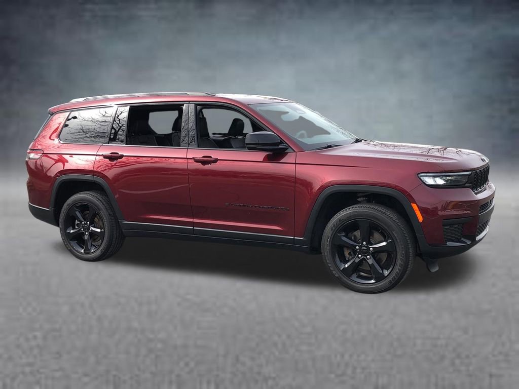 Certified 2024 Jeep Grand Cherokee L Altitude image 12